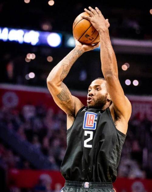 原创莱昂纳德为何离开马刺队若不离开有望超越邓肯成队史最佳球员