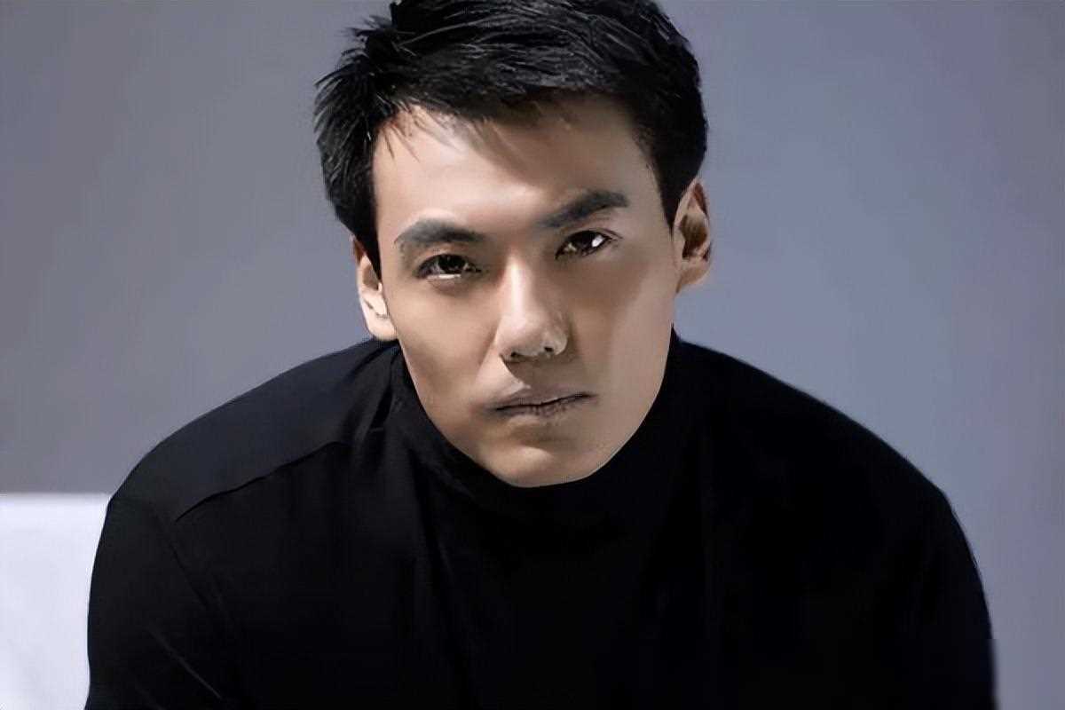 他们的每一个角色,每一部作品都成为了观众心中的经典,时至今日仍然被