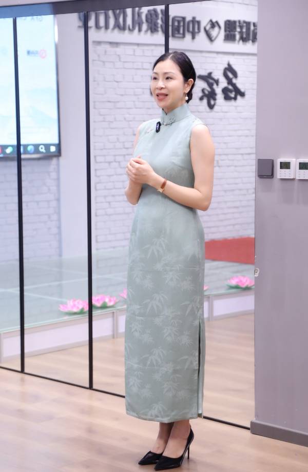 第21届旗袍仪态师资班圆满结束