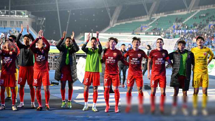 从9岁踏上徐根宝足球基地开始,他就展现出与众不同的才华和毅力.