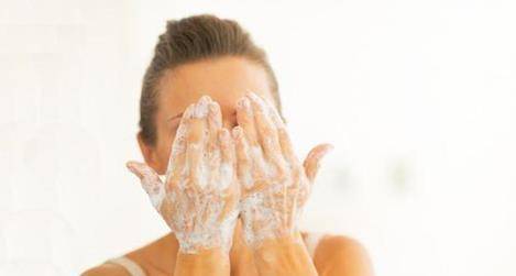 原创2022洗面奶黑名单这些很坑的洗面奶用了就想扔