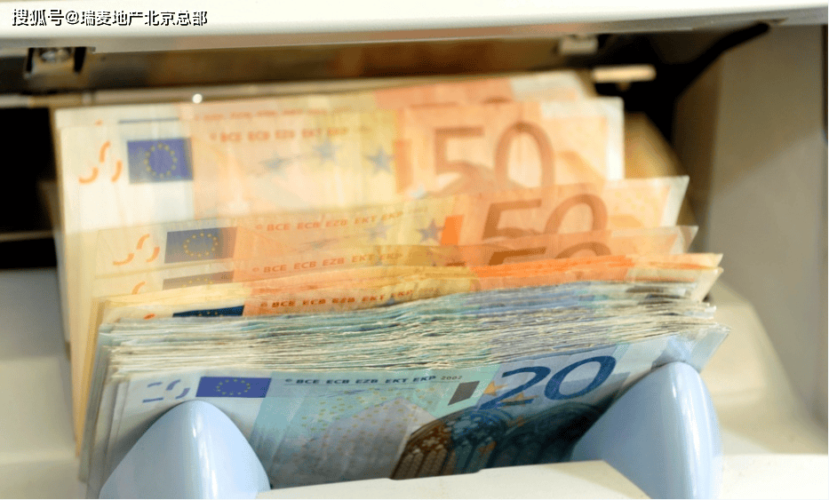 旅游业为希腊贡献了三分之一的gdp和大把就业机会_欧元_行业_经济