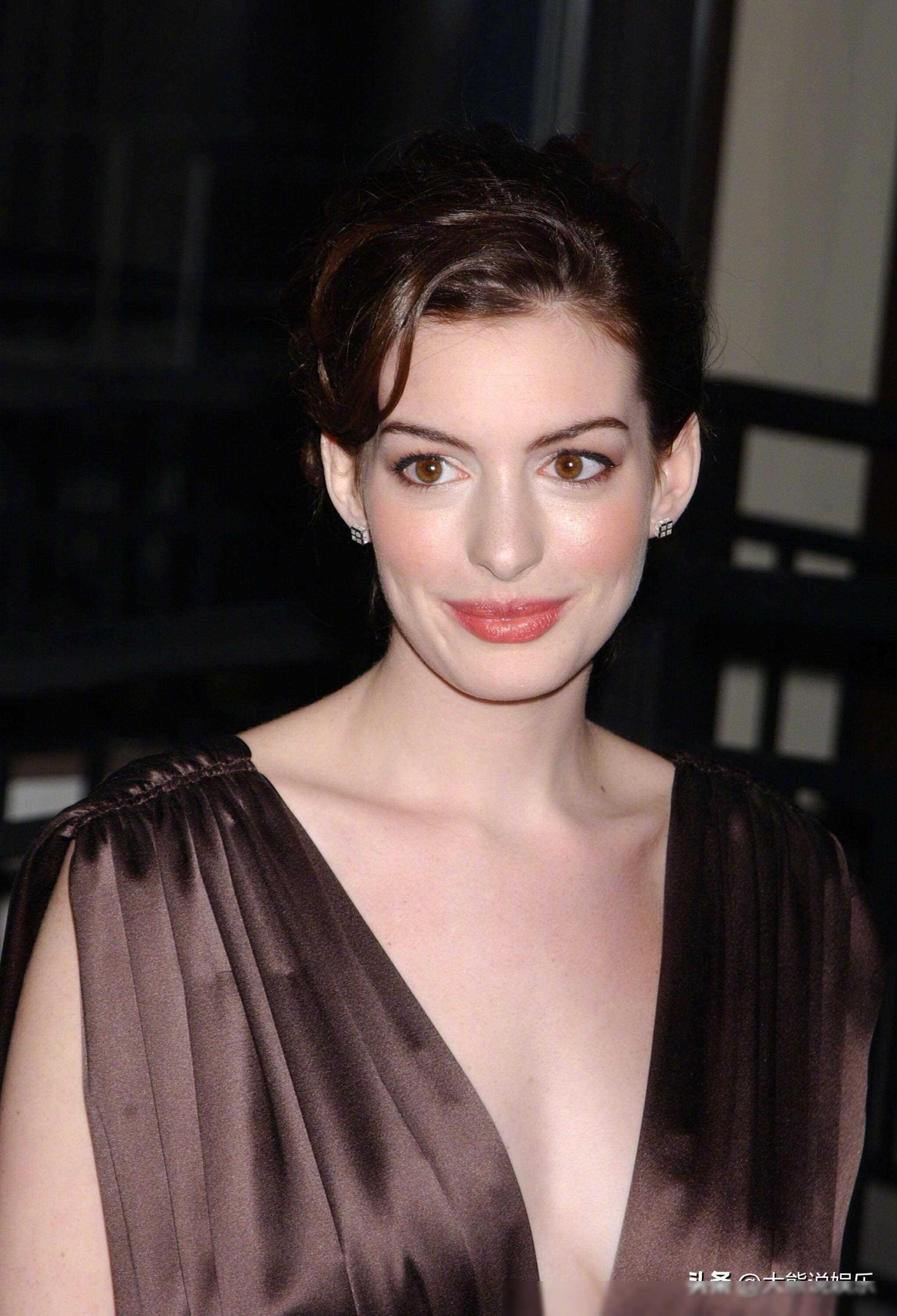 您是否曾欣赏过安妮海瑟薇的荧幕之作