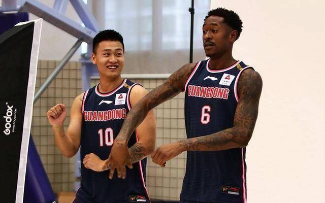 原创恭喜朱芳雨秘密签下21米天才中锋杜锋爆新金句马尚喜获奖