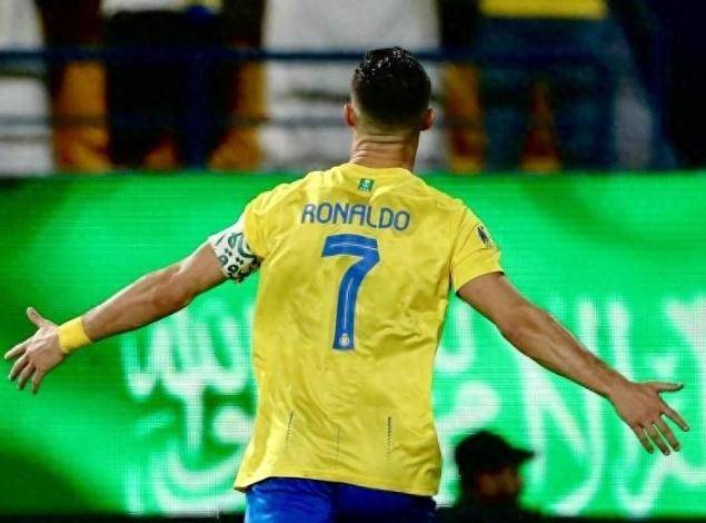 原创错失c罗阿森纳的决定成本