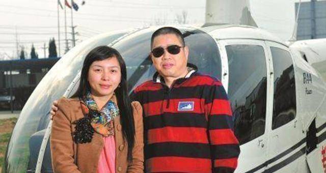 原创前青海首富肖永明开3亿直升机回四川老家如今欠220亿成老赖