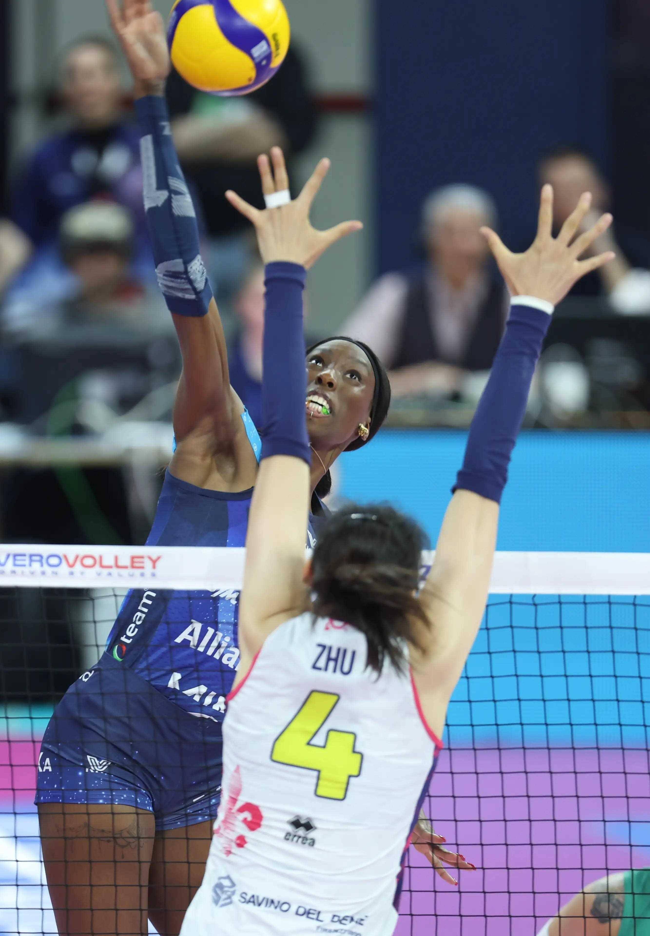 原创朱婷再虐艾格努率斯坎迪奇杀入决赛向首个意甲联赛冠军挺进