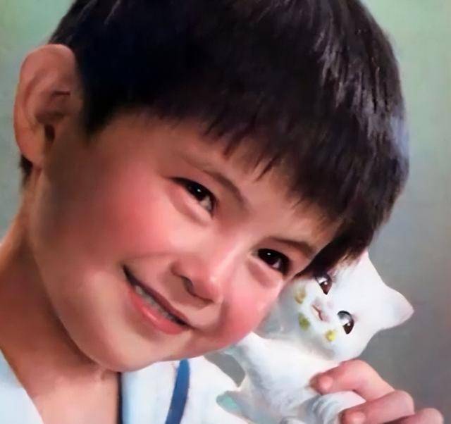 原创童星方超2岁成名18岁时因长得太矮没学可上47岁仍单身