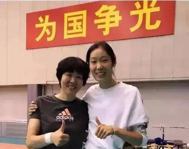 惊喜郎平朱婷有望再合体朱婷回归牵动郎导心飞意为爱徒决赛加油