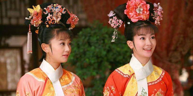 选角方面大胆启用新人,基本上不是当时娱乐圈的流量明星,像海陆,李晟