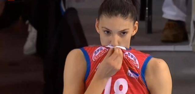 恭喜塞尔维亚女排31意大利女排杀入欧锦赛决赛埃格努失误多