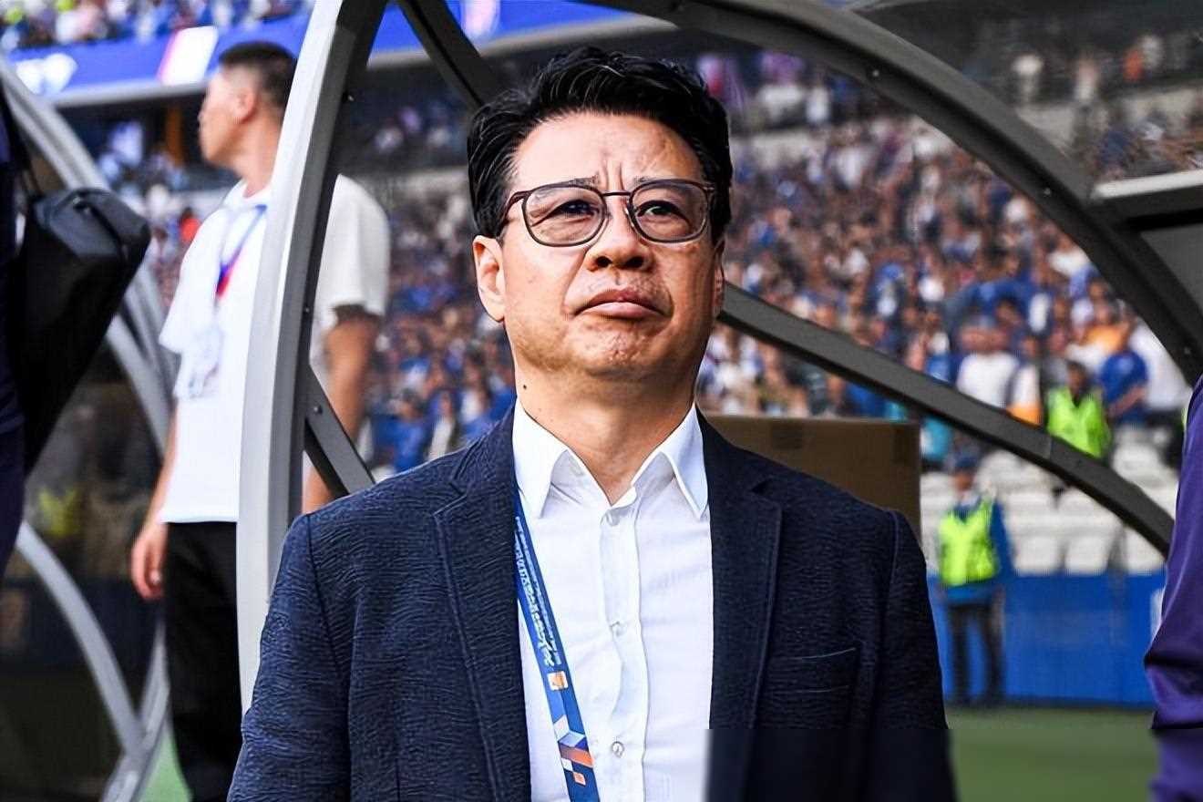 原创吴金贵遭范志毅批评质疑其教练能力当年为何离开申花