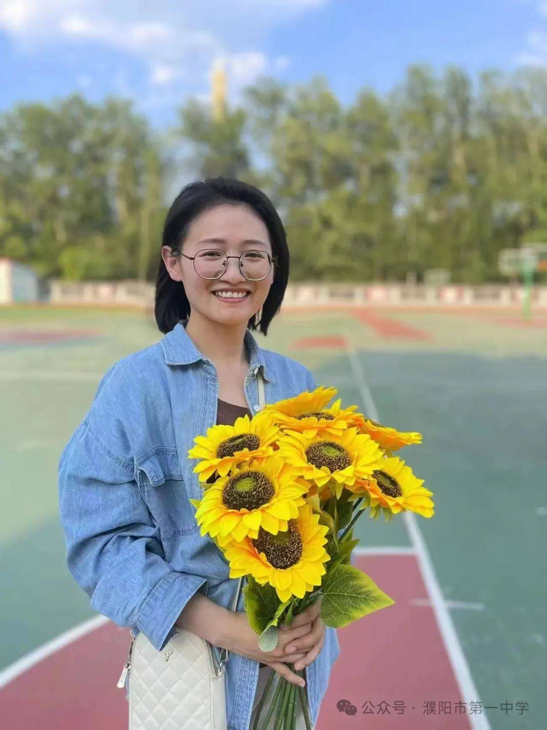 濮阳市第一中学2023年度优秀党员风采展播七王雪花