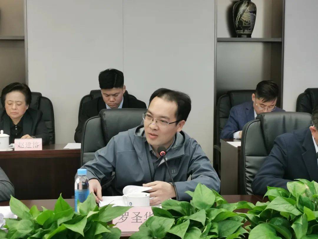 中国科学院理化所研究员,第十四届全国政协委员 张振涛,中国照明学会