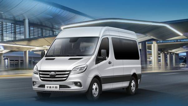 通勤租赁,商务接待等场景需求,以高强度营运客车的标准正向开发的宇通