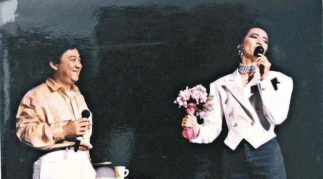 风的季节梅艳芳和徐小凤谁唱得更好听