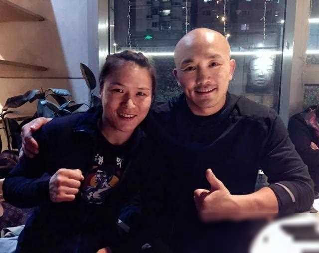 张伟丽_比赛_外界