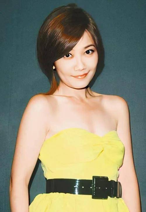 细数娱乐圈身材娇小却颜值惊人的女明星看看有没有你喜欢的