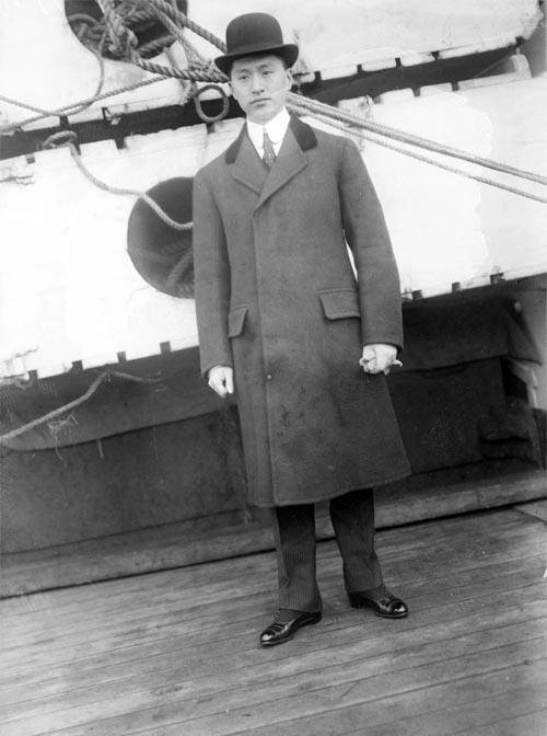 婉容唯一一次主动接触民国要人,目的就是为救自己和溥仪_日本_顾维钧