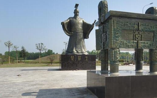 楚庄王熊旅,春秋时期楚国的国君,楚穆王之子,春秋