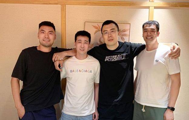 韩德君cba老将决意再战郭艾伦杨鸣祝福送上