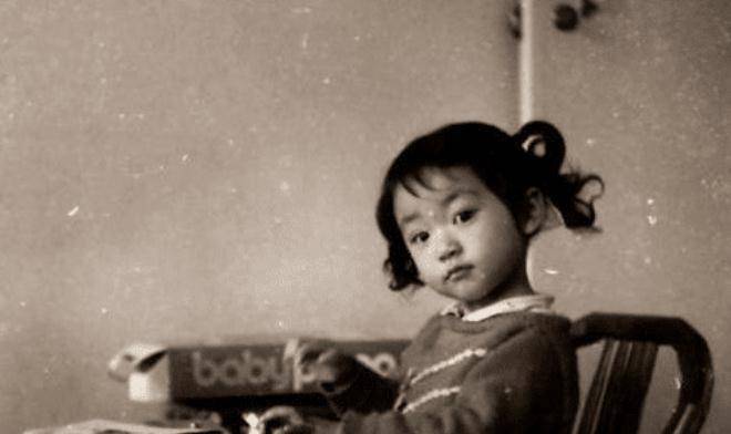 原创            韩雪的几张儿时照片，震撼到你了吗？或许这就是她如此低调的原因-韩雪接受采访视频