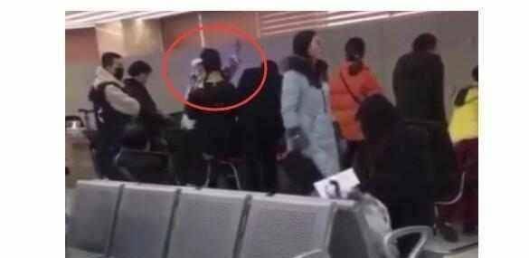 原创后pgone时代嘻哈歌手步步是坑曾备受看好的他如今成反面教材