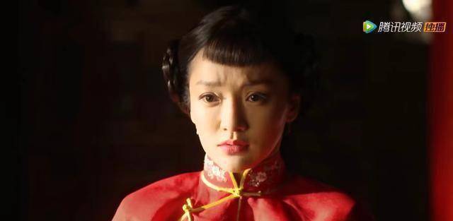 原创红高粱九儿和余占鳌在高粱地里戏耍是对生活最大的绝望