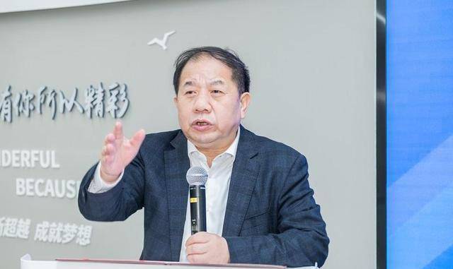 原创林忠钦1977年高考担任副校长13年60岁提上海交通大学校长