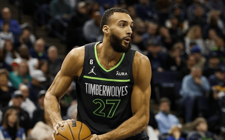 明尼苏达森林狼队(56胜26负,西部第三)三胖简评:同上.赛季篮板数据:9.