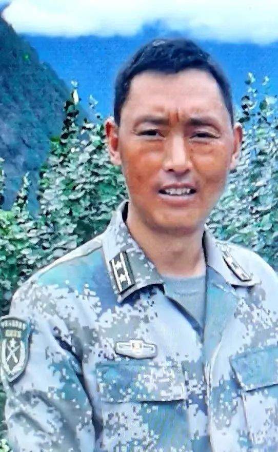 我的藏族战友兰卡他因病去世年仅51岁他是雪域雄鹰
