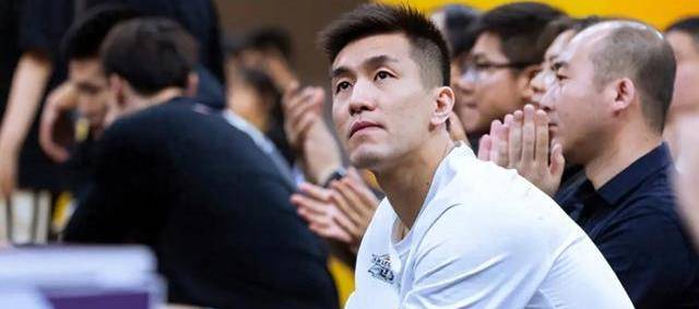 原创cba季后赛辽宁篮球赛深圳传3球消息郭艾伦复出悬念重重杨明摊牌