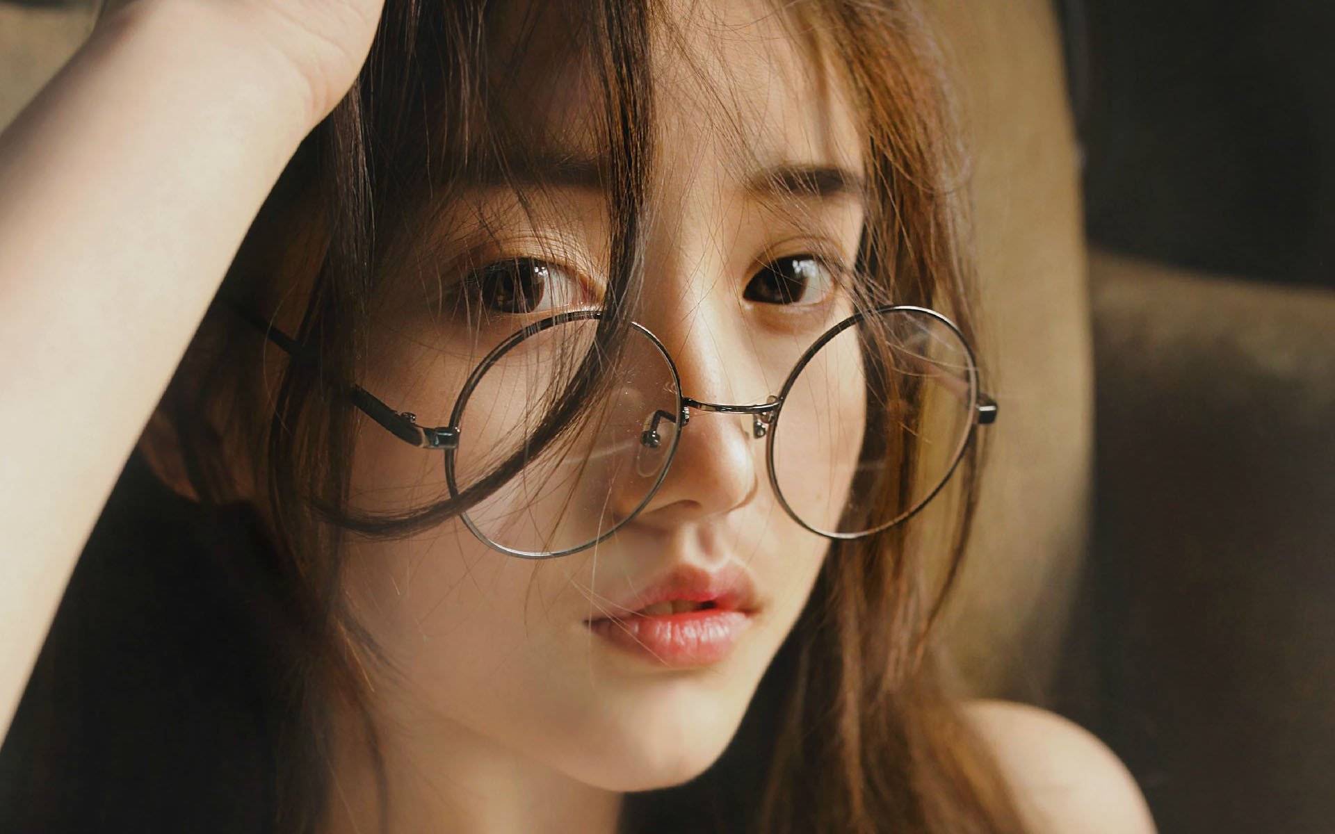 搞笑gif段子天太冷了活动活动筋骨