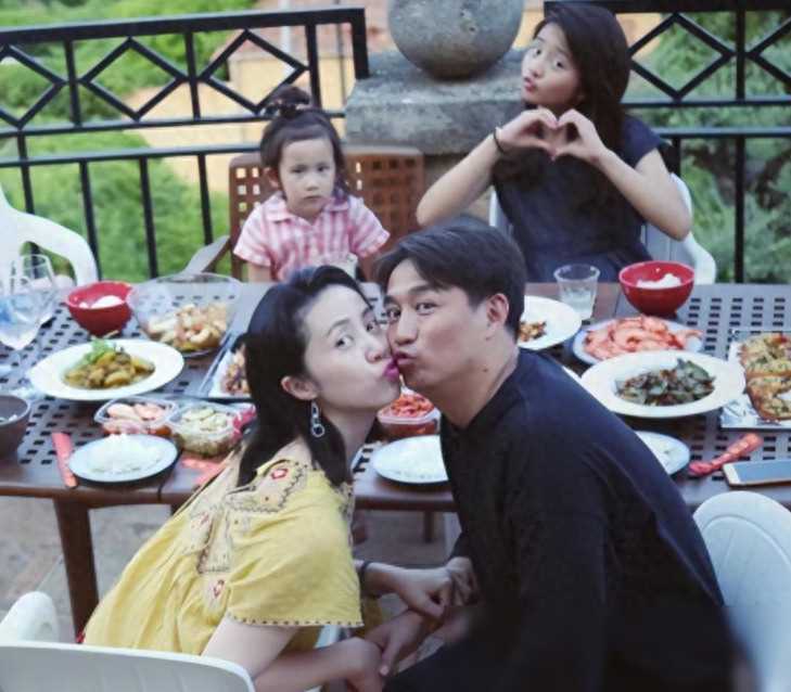 善恶有报52岁黄磊新动态引争议人品再遭质疑