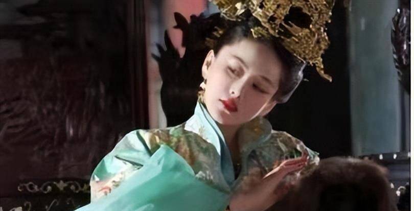 明朝秘辛16名宫女联手绞杀皇帝背后隐藏着怎样的秘密