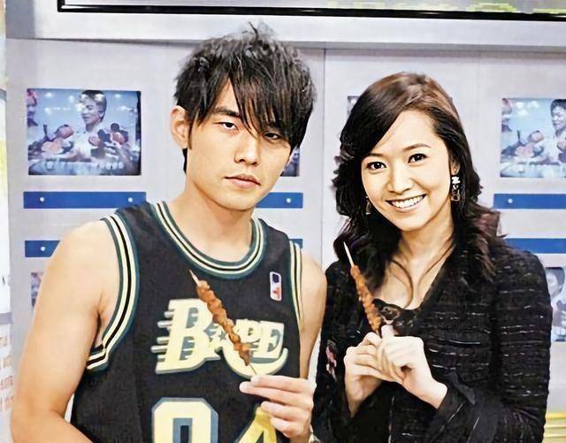 周董照片事件再次发酵,这次昆凌坐不住了!_周杰伦_侯佩岑_联勤