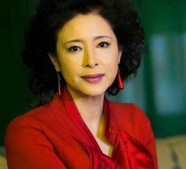 王柏川妈妈,剧中王柏川穆杪瓒杂诙雍头っ赖母星