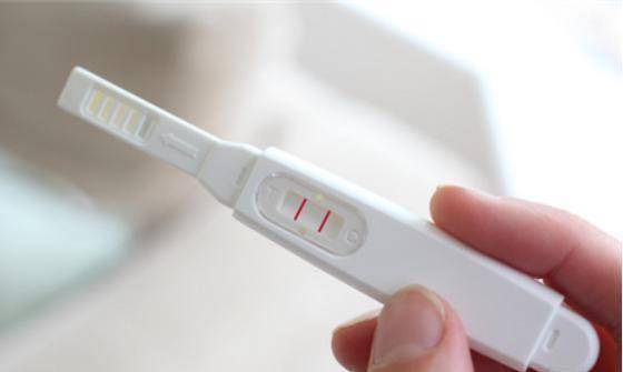 但问题也随之而来了,小雅怀孕后身体一直比较虚弱,前段时间还出现了