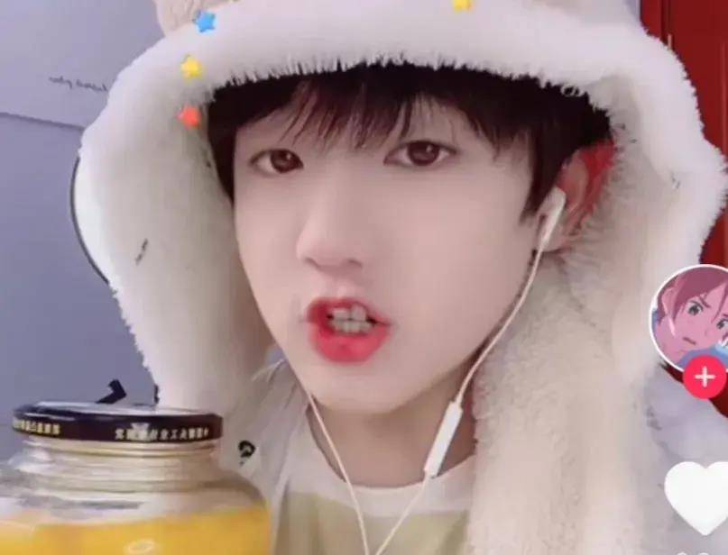 原创恋童风mv被骂疯了这些年我们被毒害得还不够吗