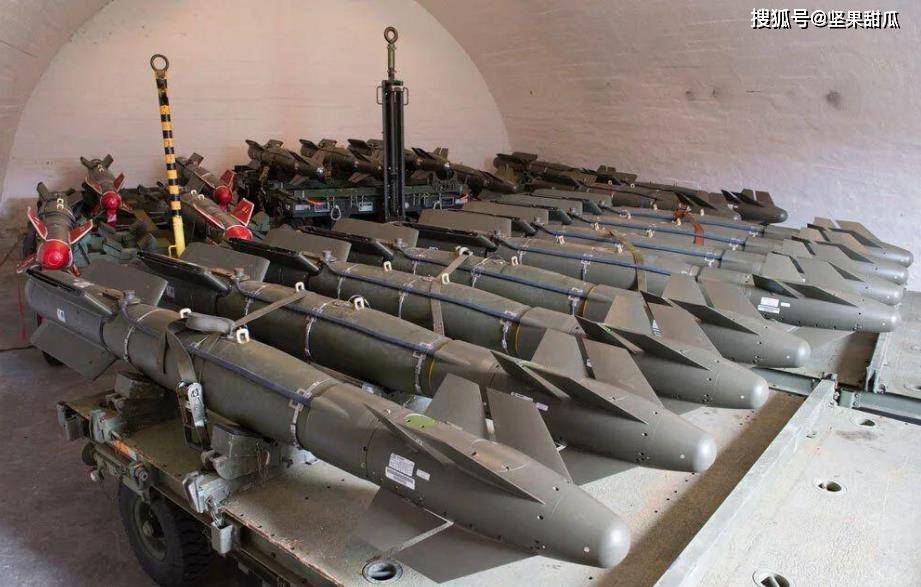 乌军却对fab无奈,战场形势一目了然_航空制导炸弹_前线_防空导弹