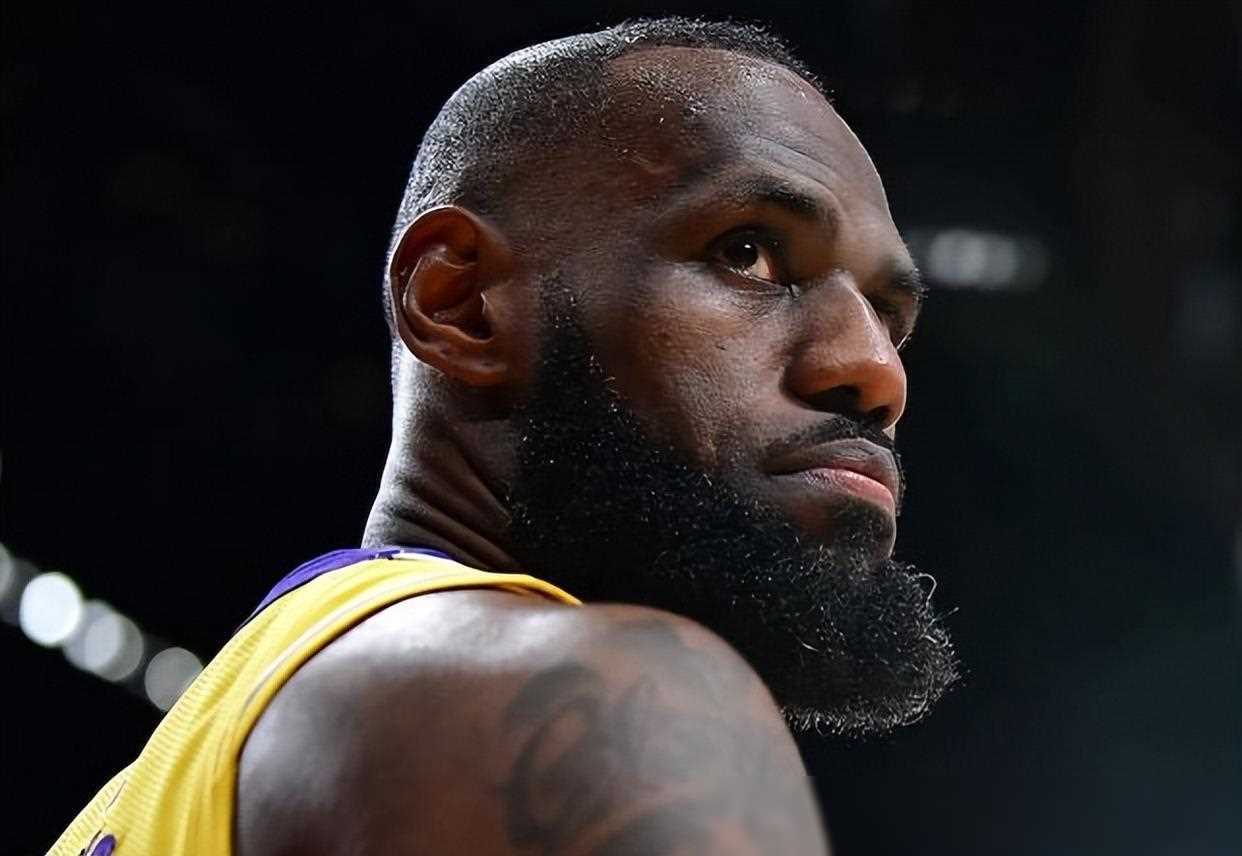 本赛季完成成最大热门_老詹_个人_精神