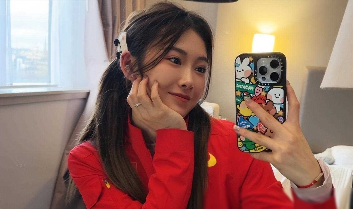 未来,随着吴艳妮的职业生涯发展,她可能会继续探索自己在体育以外的