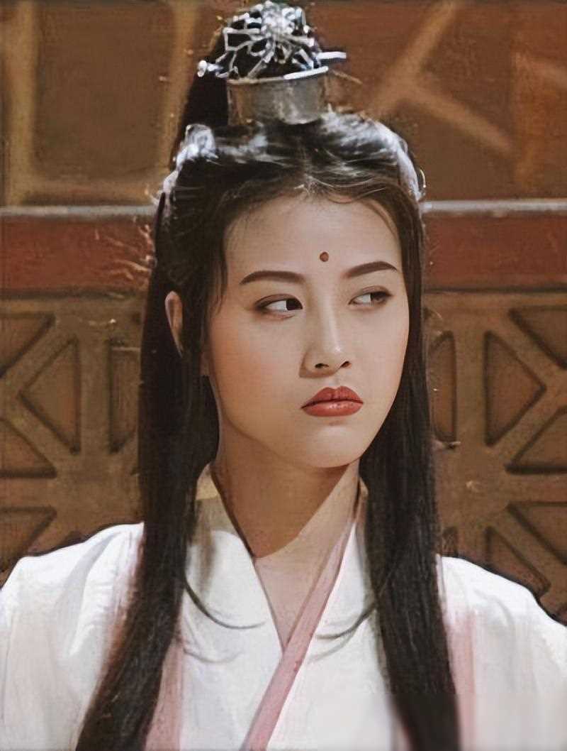 周海媚家人宣布葬于北京,社交账号保留