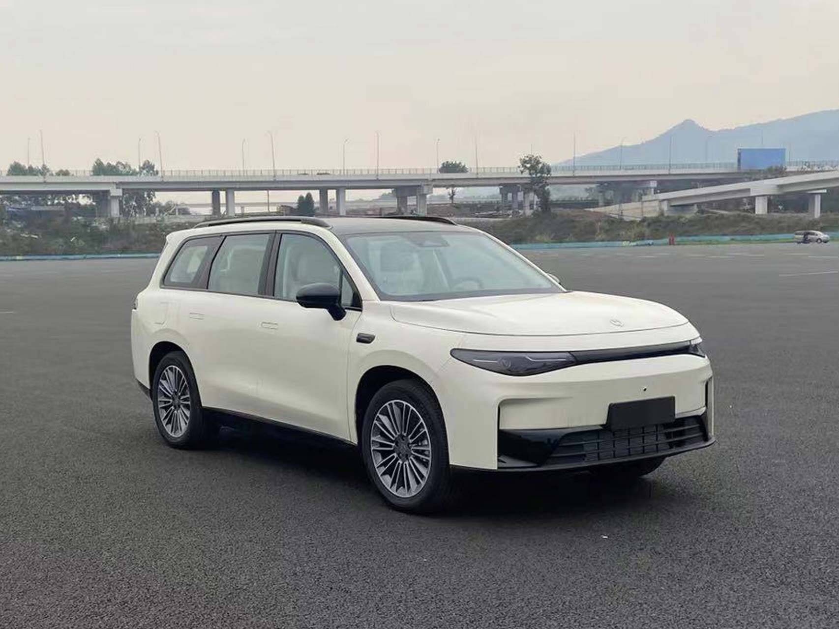工信部382批"平民车"打响北京车展:银河e5/星辰plus车好不贵
