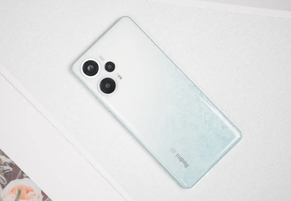 红米开启"清仓模式",16gb 1tb 5000mah,从2799元跌至1661元