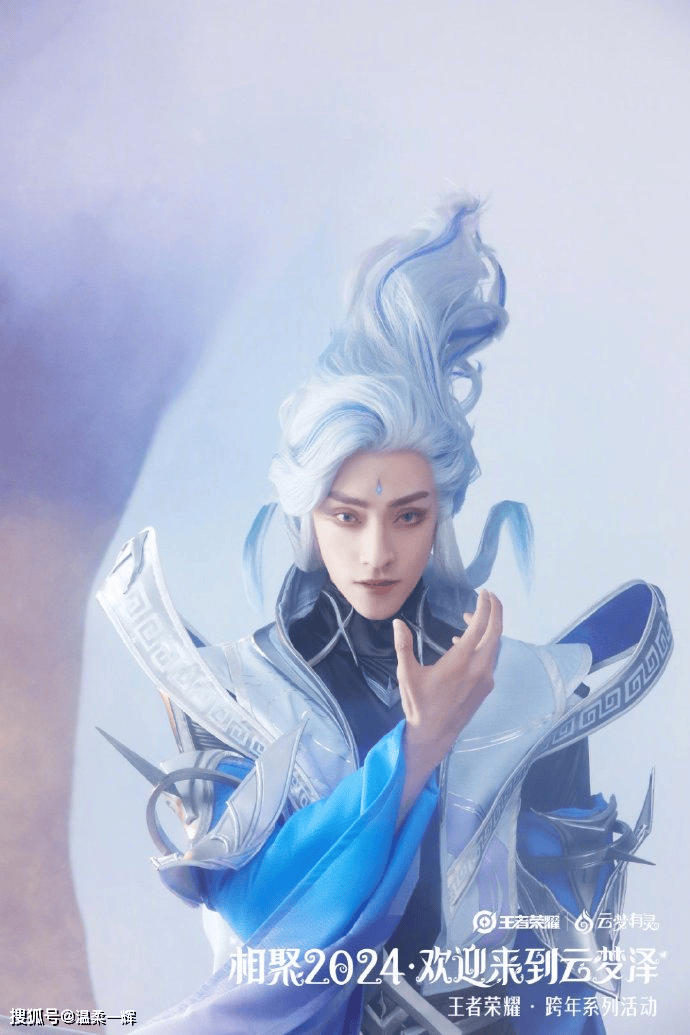王者邀请明星cos,玩家:俺选吕小布,他才是众望所归!_皮肤_戚薇_荣耀