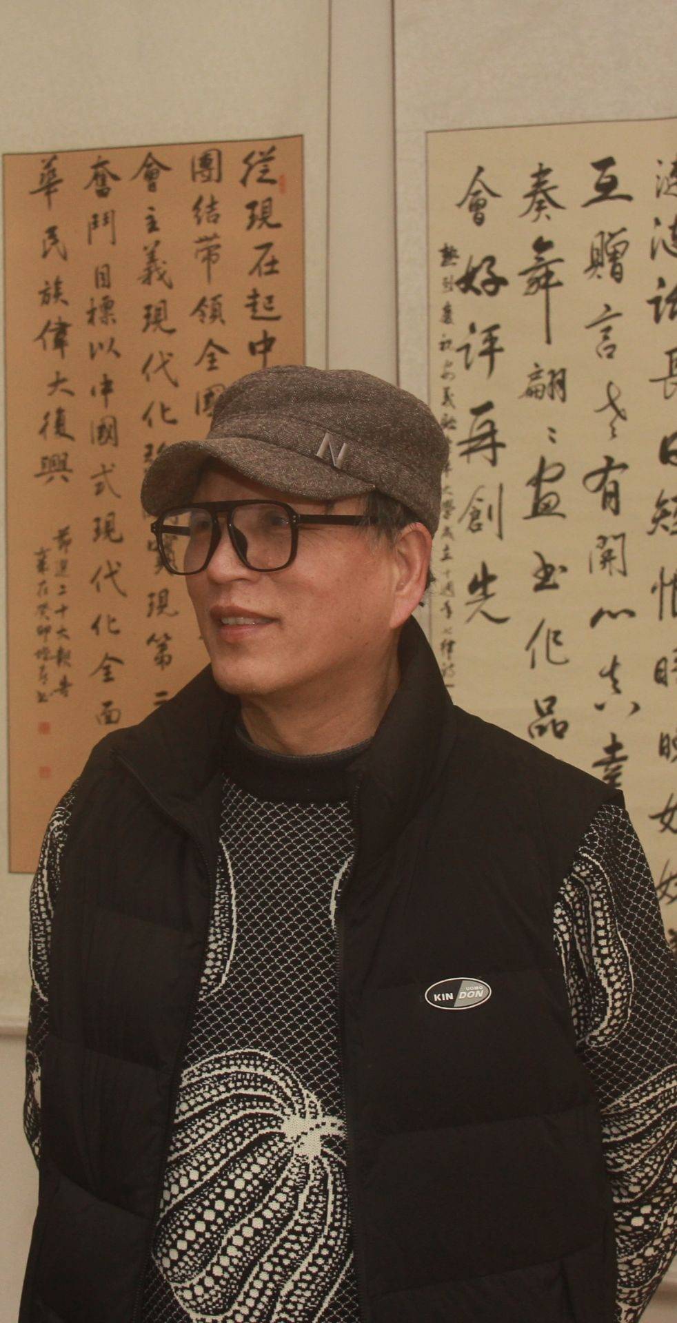 艺术简介魏杰,江西省中国画学会理事,江西省美术家协会会员.