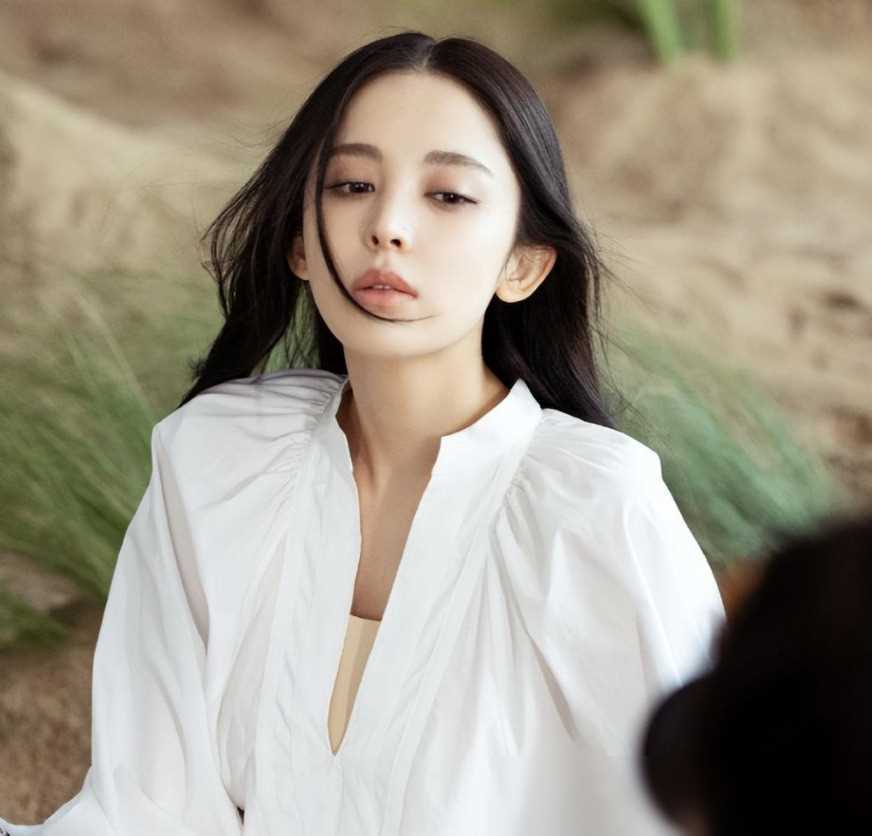 善恶终有报:岁古力娜扎无人娶成话题,舆论关注