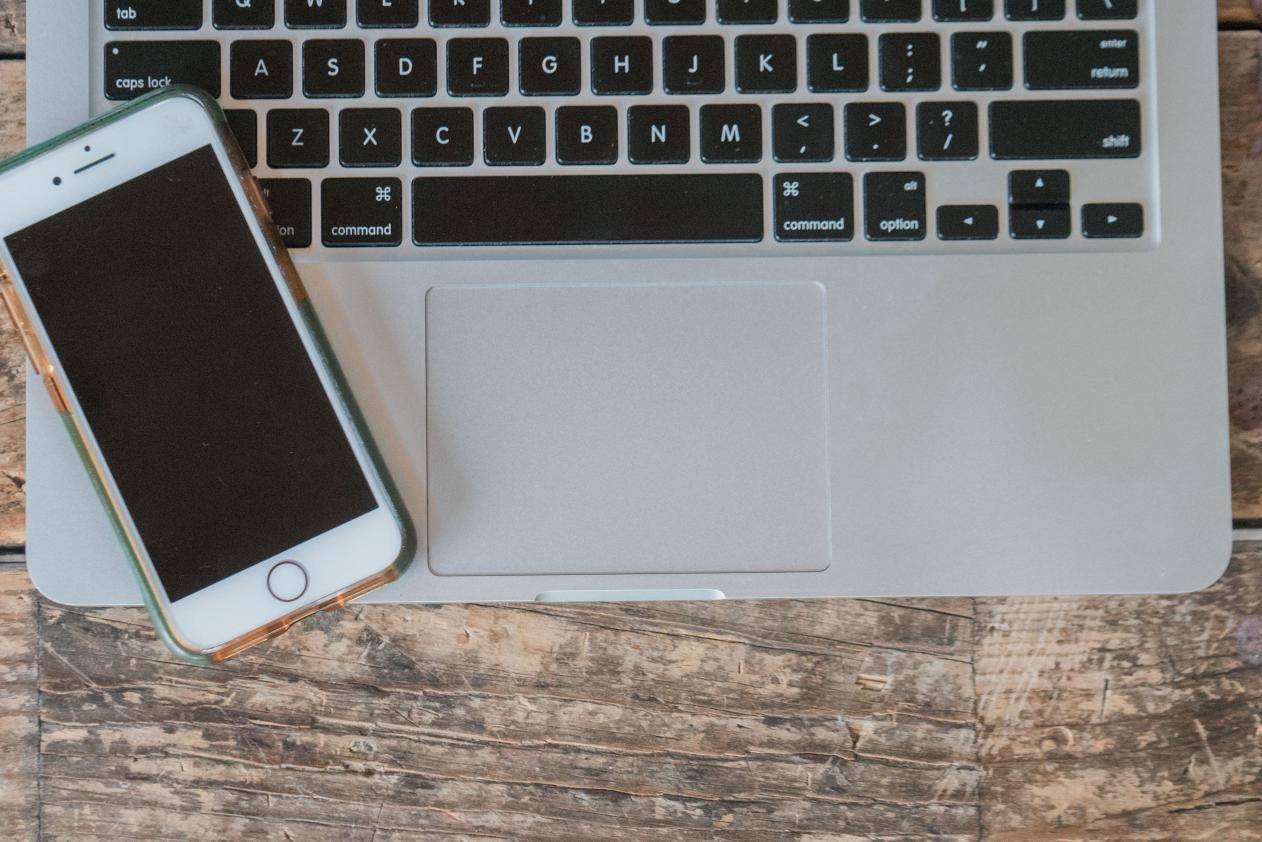 进一步揭秘iphone隐藏的六大实用功能_手机_手电筒_计算器