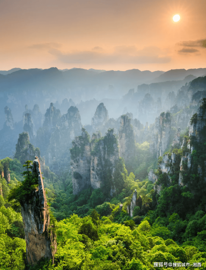 张家界芙蓉跟团旅游5天4晚攻略,首次去张家界旅游必看攻略